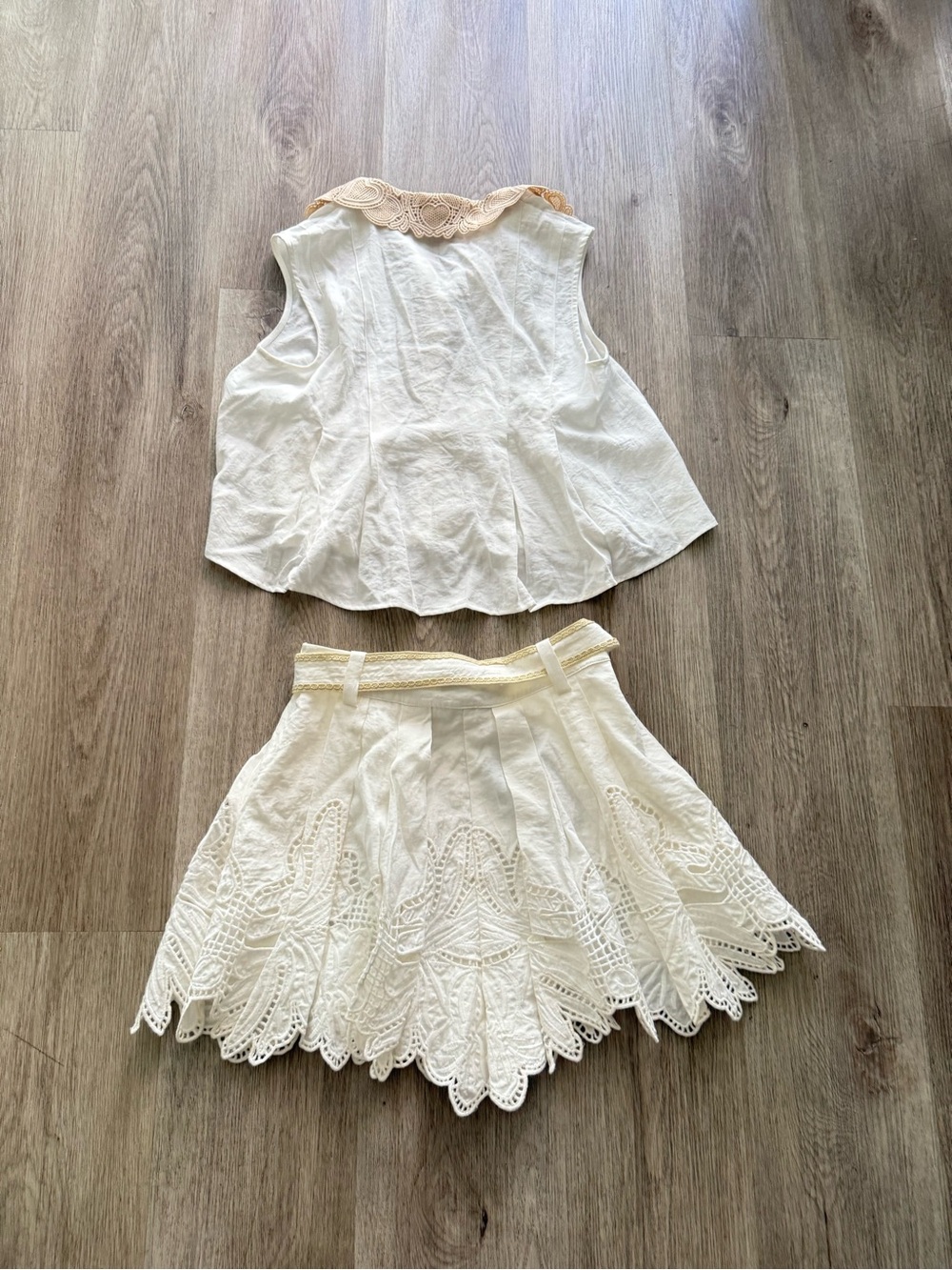 en saison anna off white cream embroidered pleated top + tie belt shorts small - Picture 7 of 10